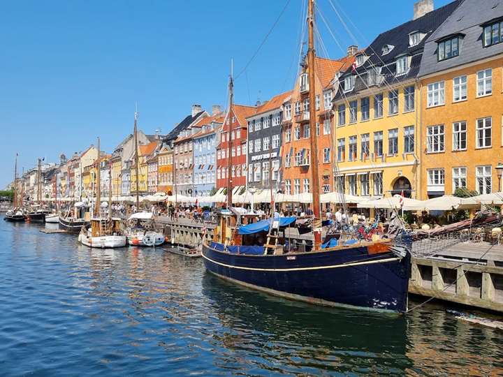 Rovmord, druk og eventyr i Nyhavn