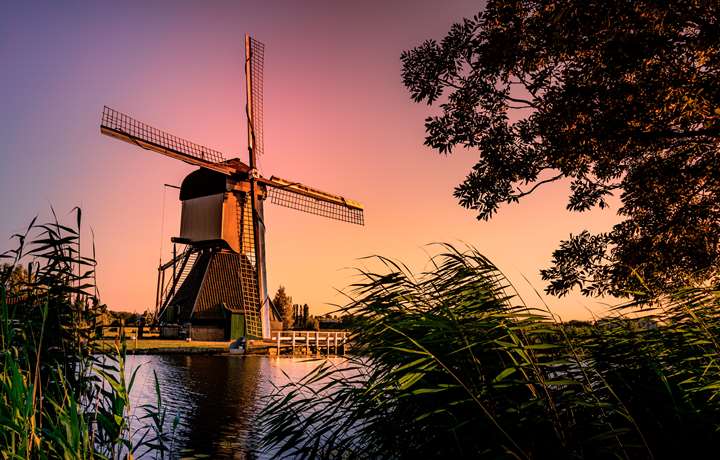 "... Undtagen Holland - det skabte hollænderne selv": Nederlandene i det gyldne århundrede