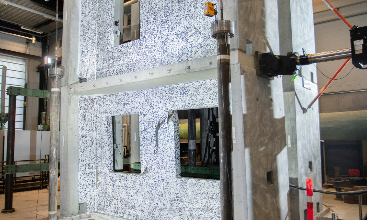 Laboratoriebesøg: DTU Structural Lab