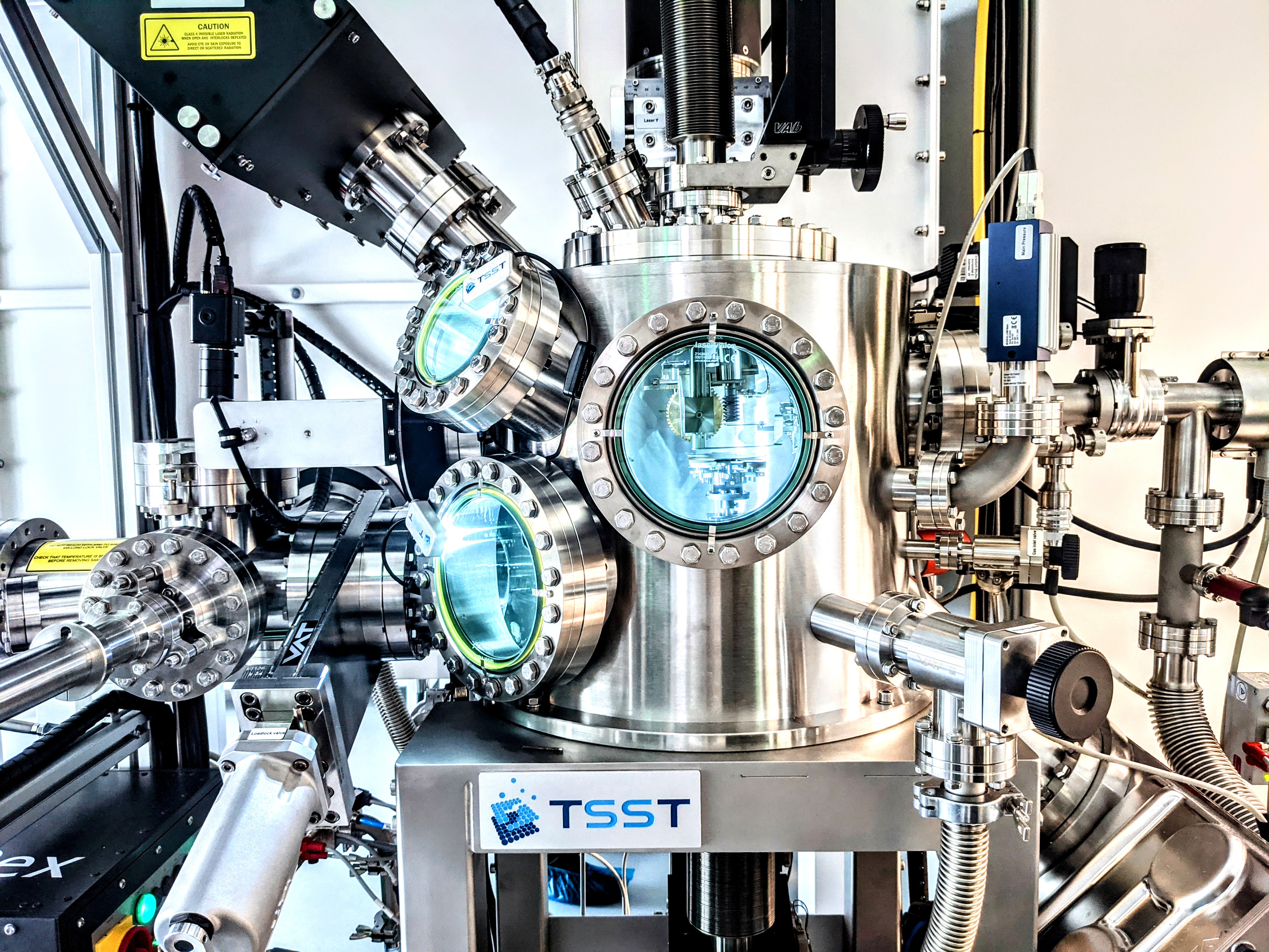 E-MAT: Besøg laboratoriet, hvor fremtidens energimaterialer udvikles