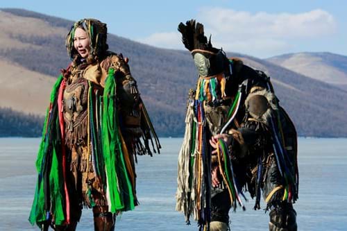 Shamaner, vølver og præstinder (B)
