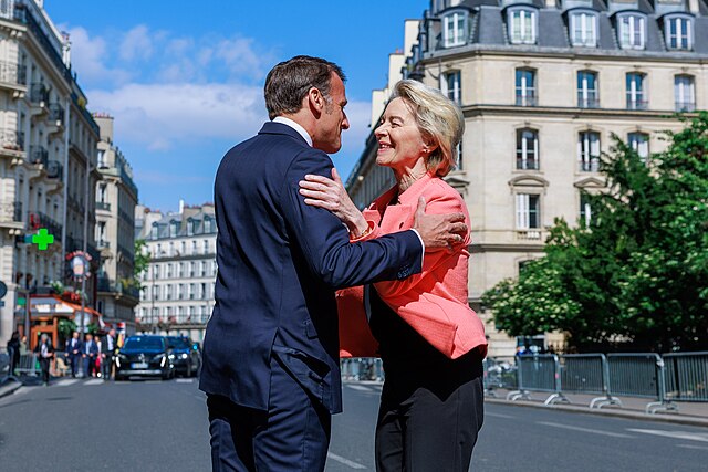 Viden til tiden: Er Den Femte Republik ved at falde? 