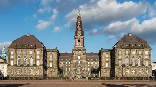 Er det danske demokrati udfordret?