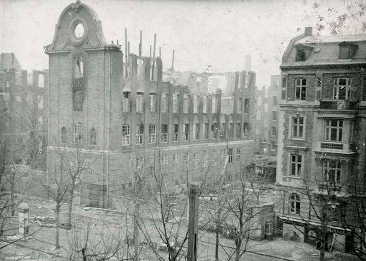 HILLERØD - Shellhuset og Den Franske Skole