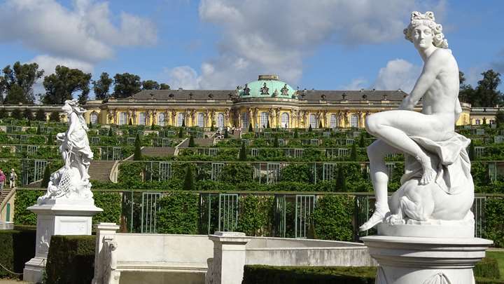 Potsdam: Slotte og spioner, glans og garnisoner